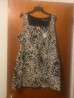 Clover and Sloane Black Mini Dress with White Abstract Floral Scribble, Size 16